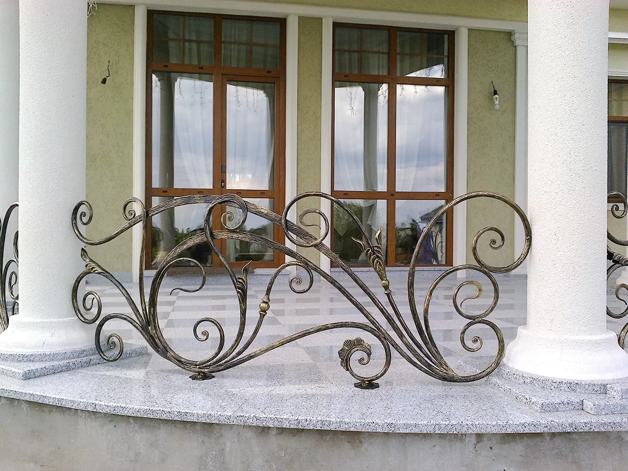 кованые балконы минск