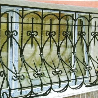 кованые решетки на окна минск
