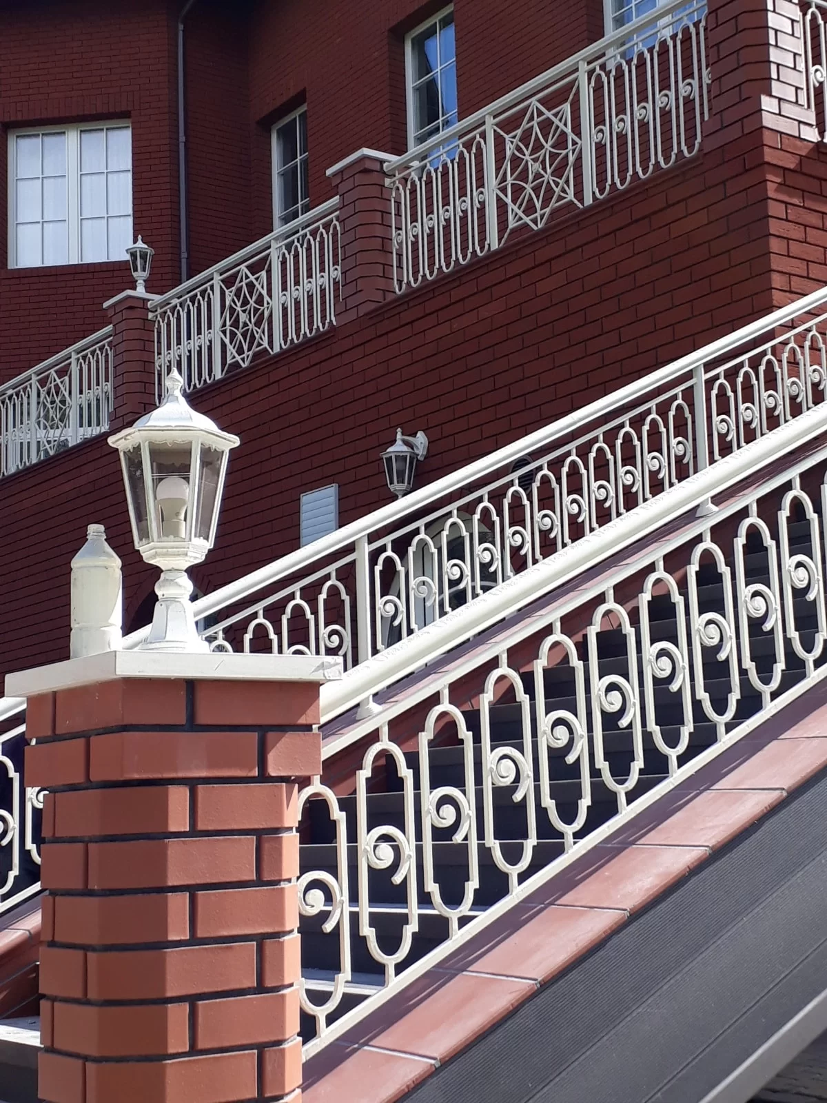 Кованые балконы и террасы