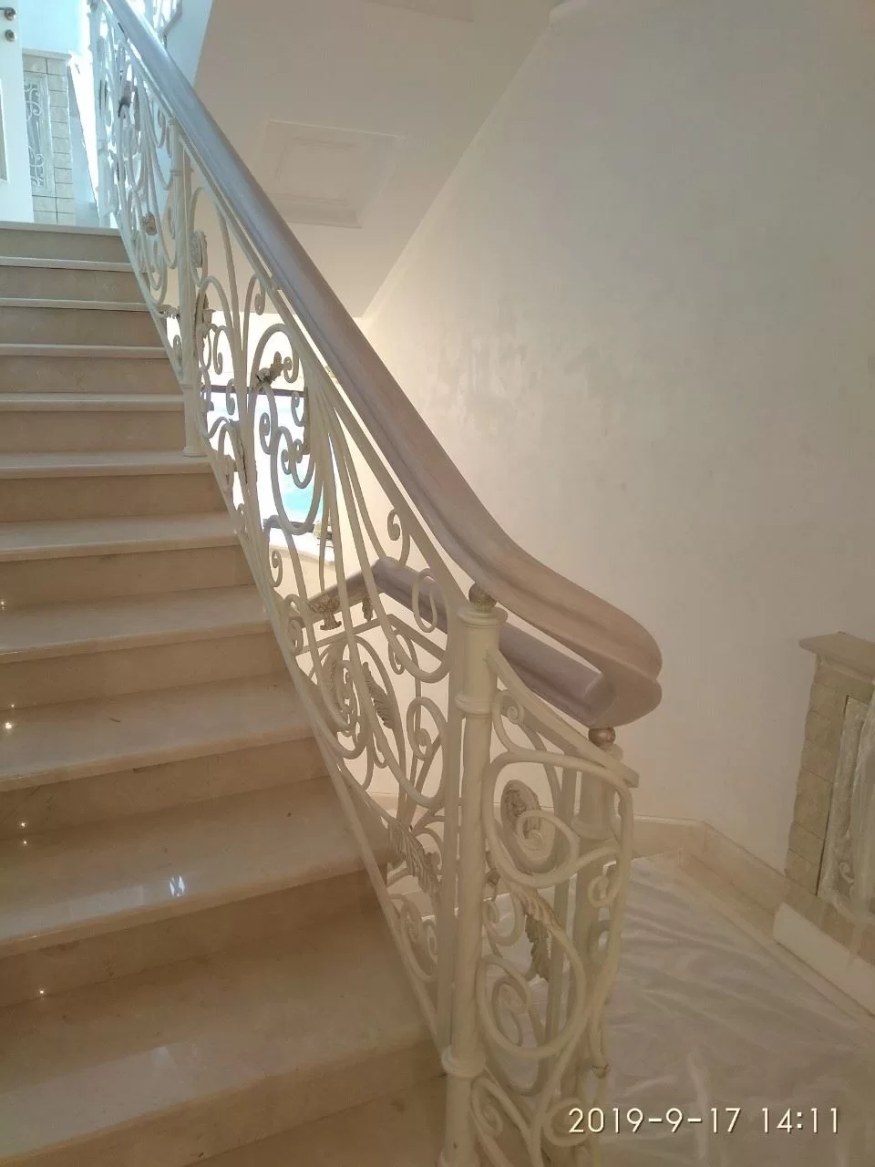 Заказать лестницы в Минске