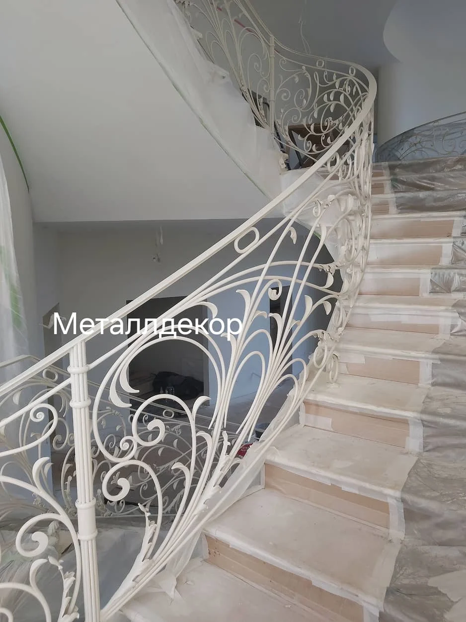 Кованые лестницы и перила