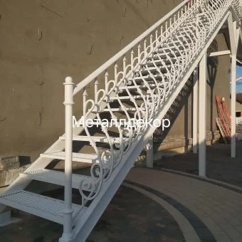 Кованые балконы и террасы