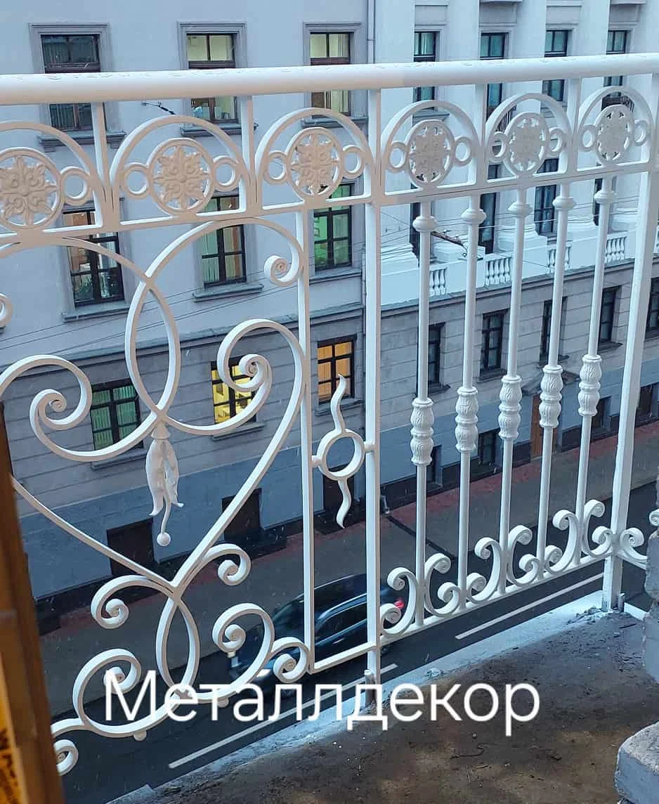 Кованые балконы и террасы
