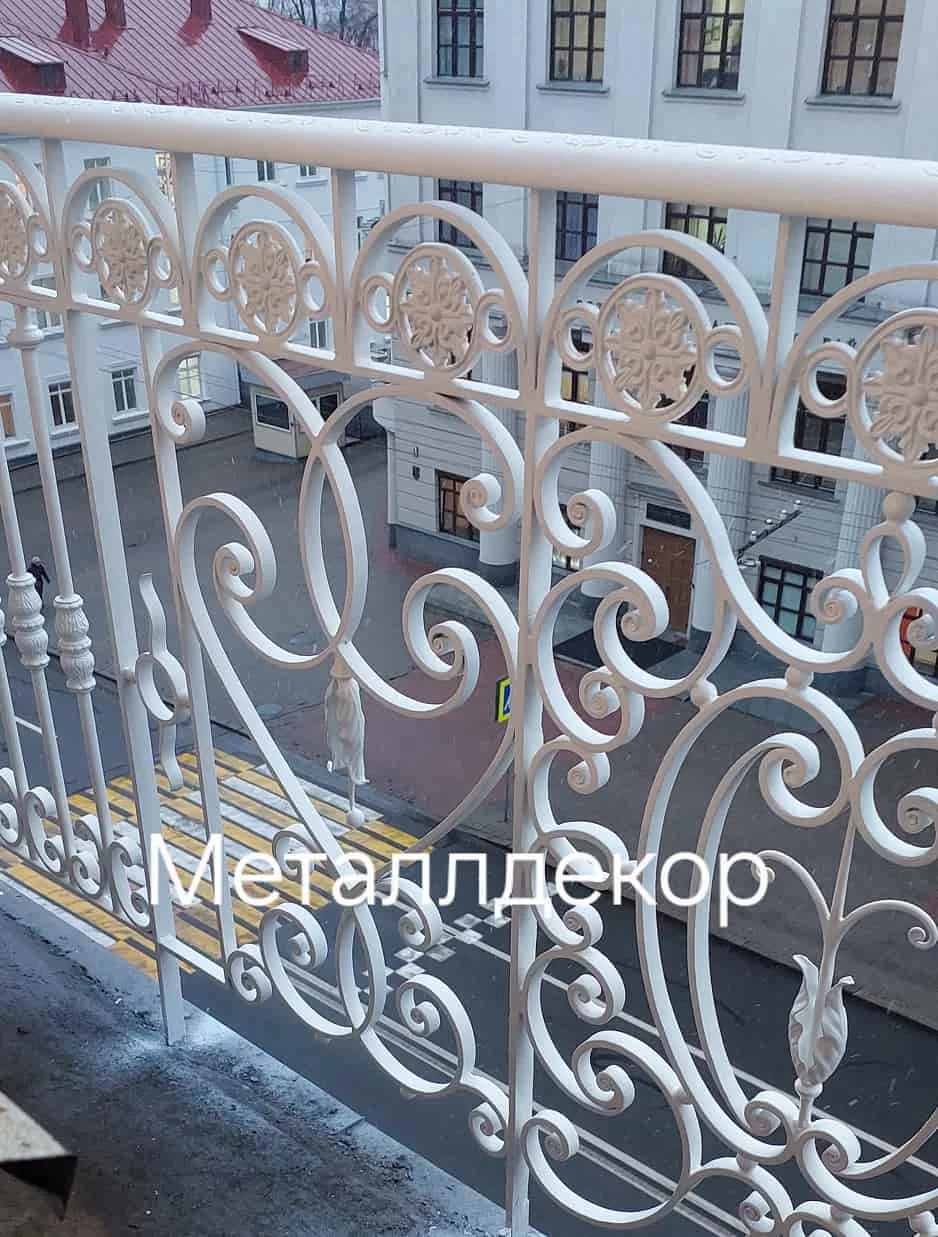 Кованые балконы и террасы